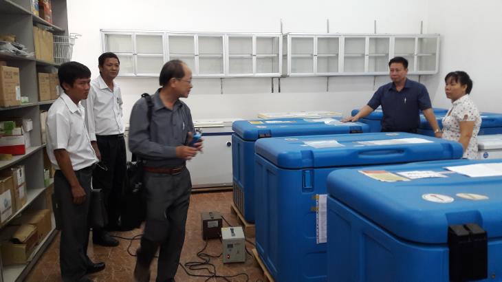 Thực hiện an toàn trong bảo quản, sử dụng vắc xin